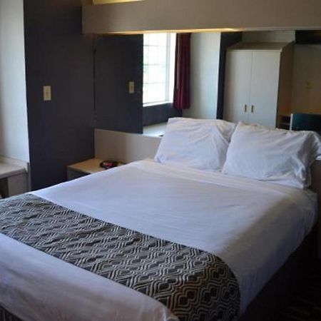 Stay Express Inn And Suites Atlanta Union City Bagian luar foto