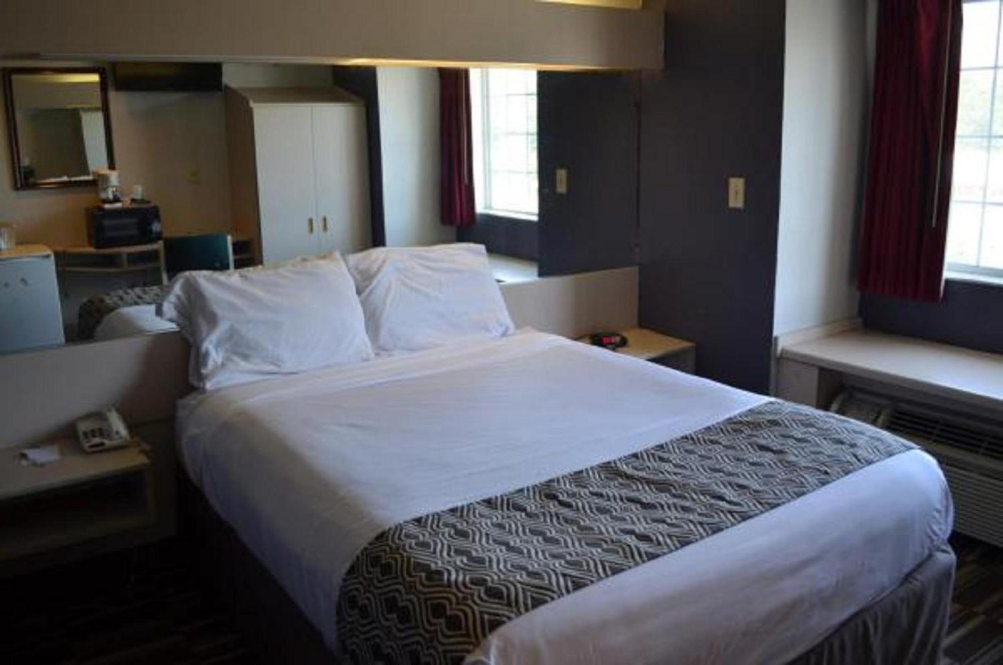 Stay Express Inn And Suites Atlanta Union City Bagian luar foto
