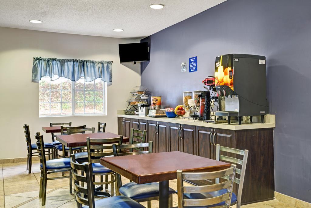 Stay Express Inn And Suites Atlanta Union City Bagian luar foto