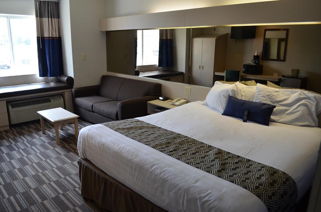 Stay Express Inn And Suites Atlanta Union City Bagian luar foto