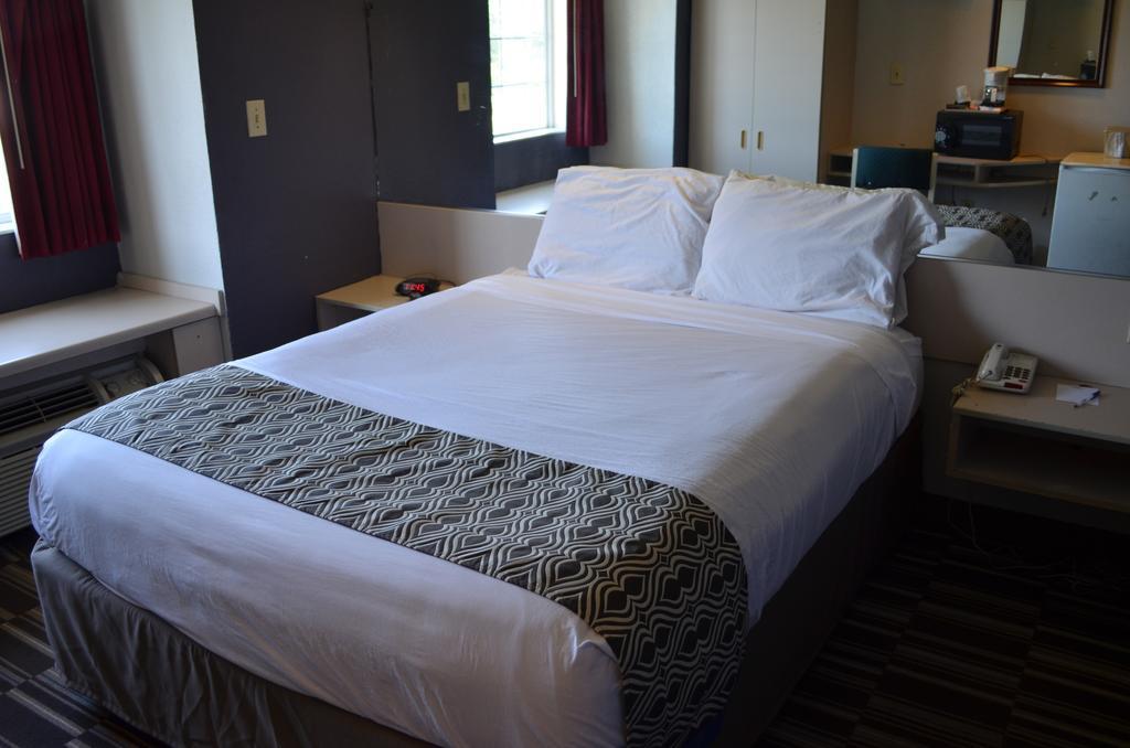 Stay Express Inn And Suites Atlanta Union City Bagian luar foto
