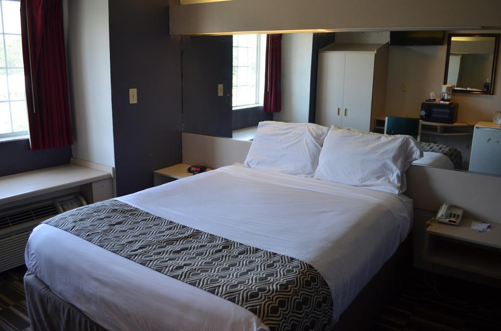 Stay Express Inn And Suites Atlanta Union City Bagian luar foto