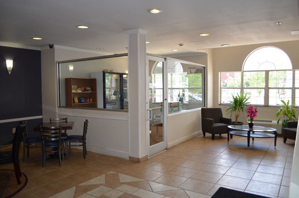 Stay Express Inn And Suites Atlanta Union City Bagian luar foto
